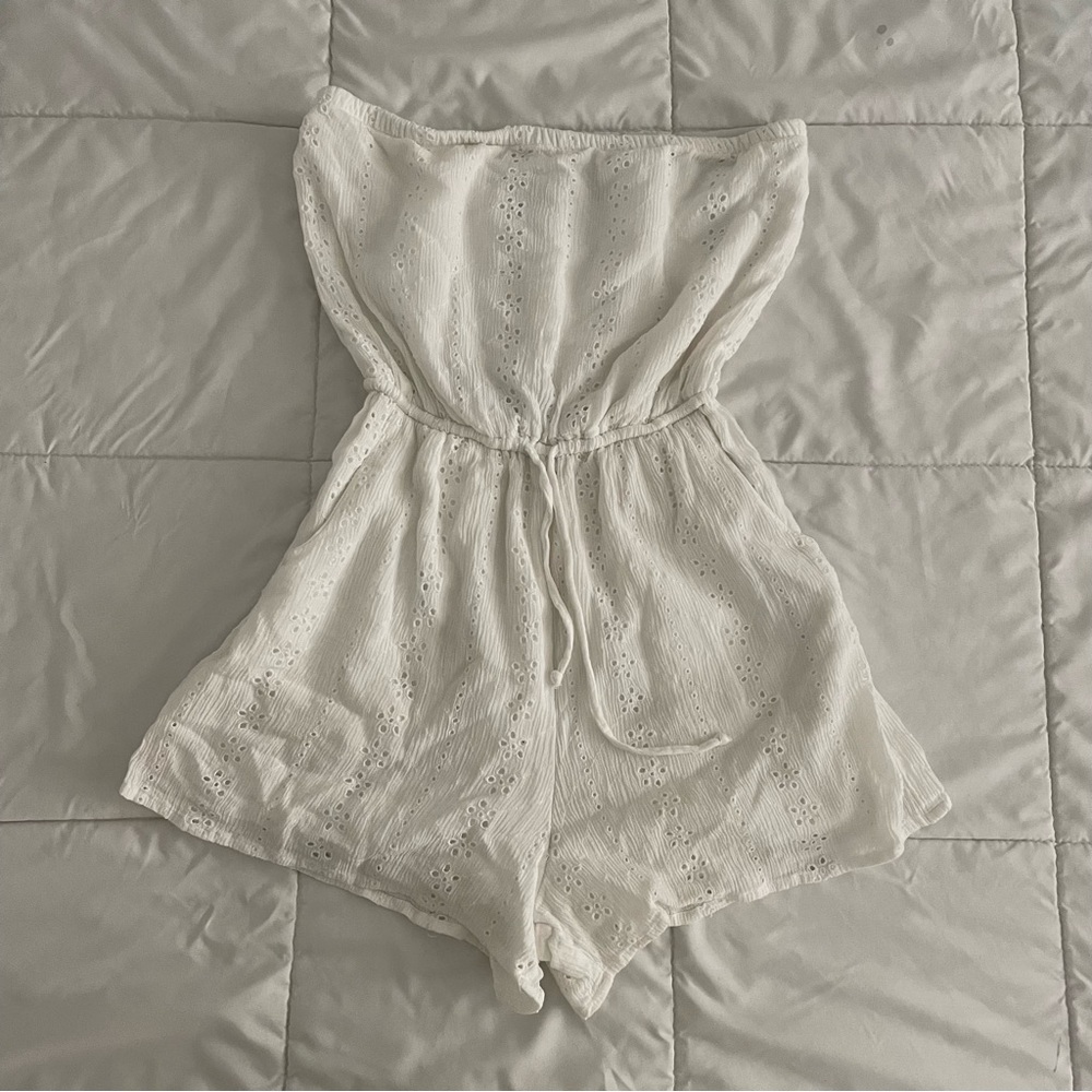 White Patterned Romper 🐇